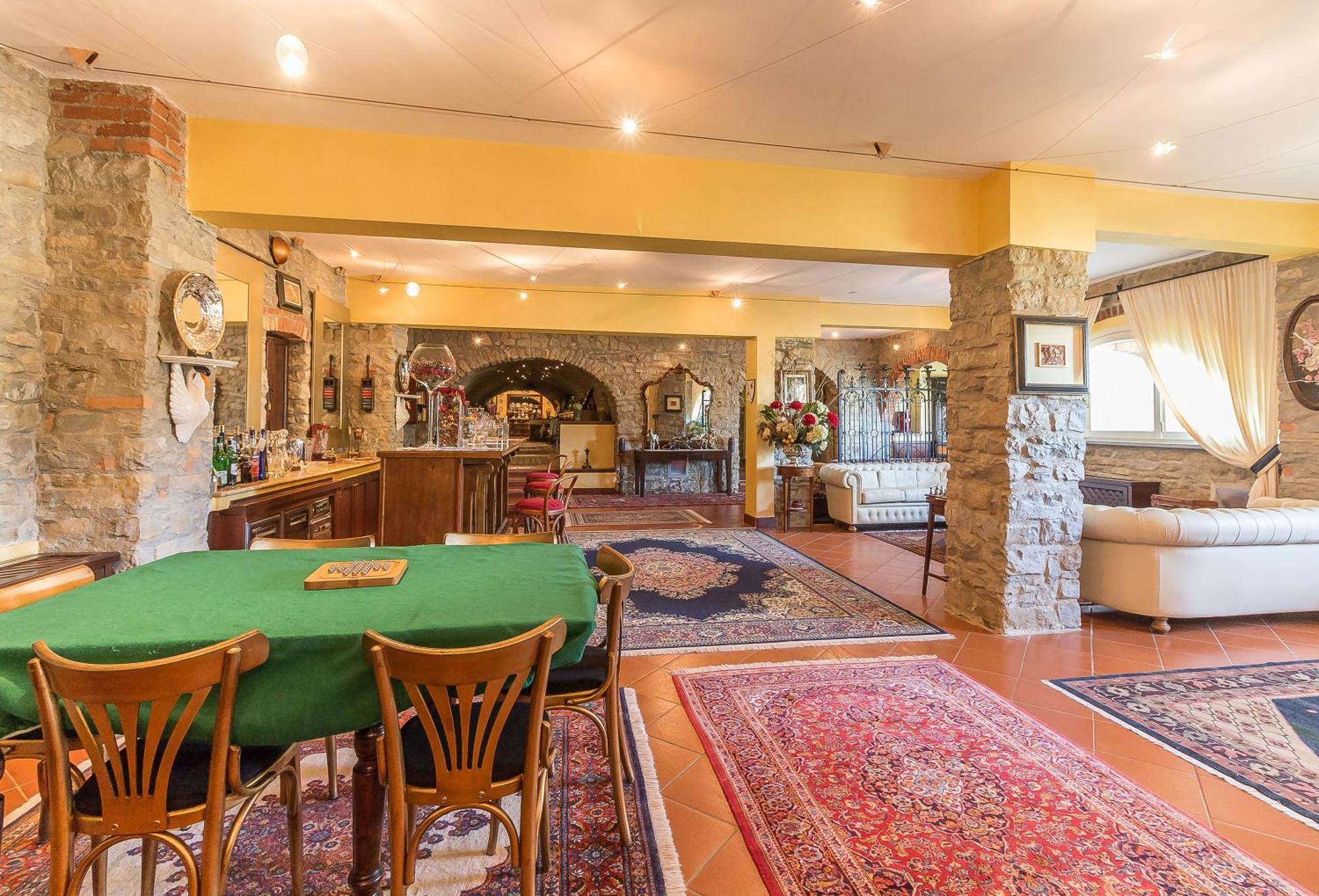 Tenuta Pian D'Attesio - Agriturismo Castelletto Soprano Luaran gambar