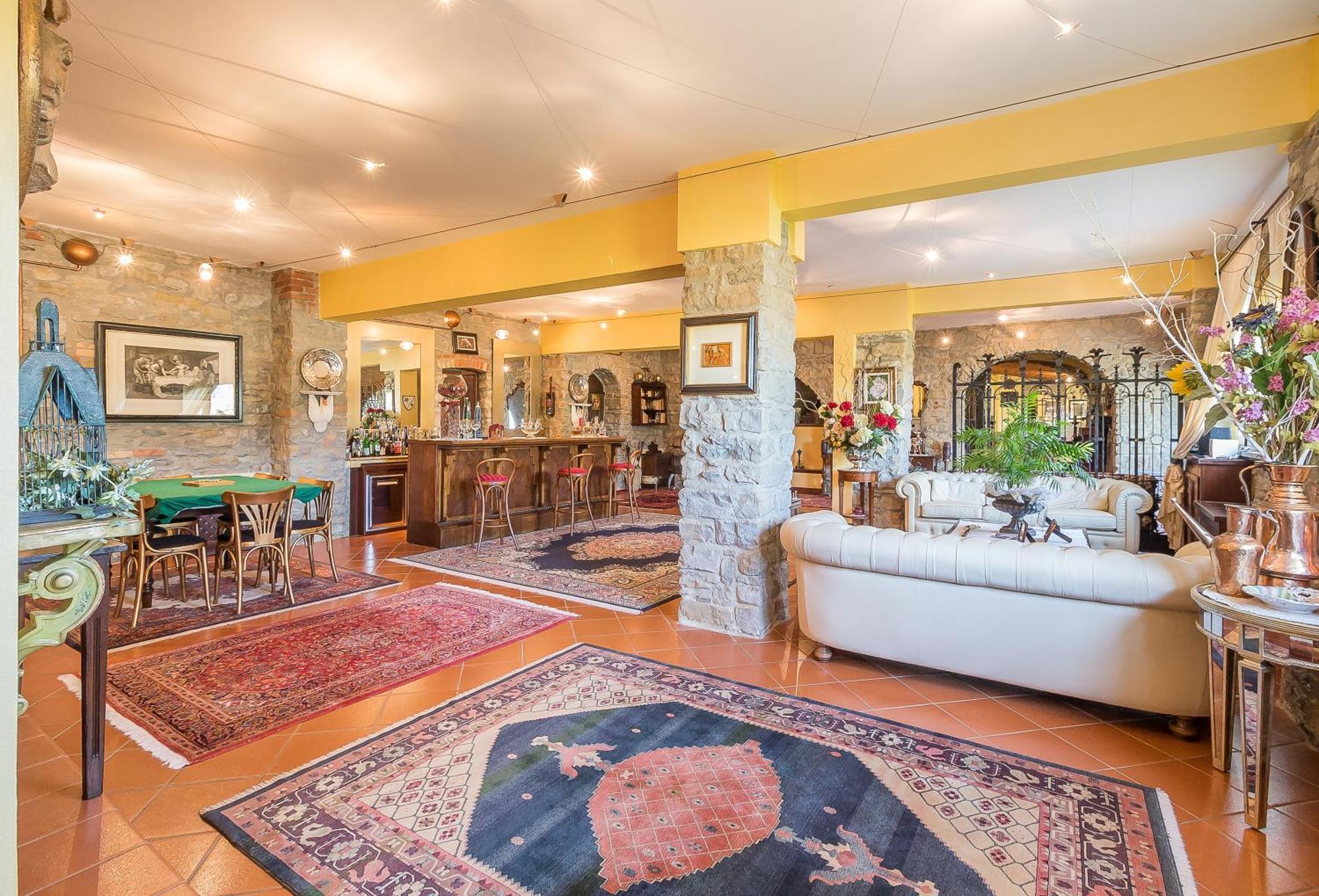Tenuta Pian D'Attesio - Agriturismo Castelletto Soprano Luaran gambar