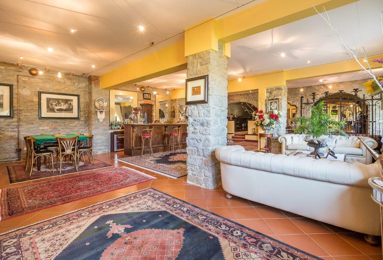 Tenuta Pian D'Attesio - Agriturismo Castelletto Soprano Luaran gambar