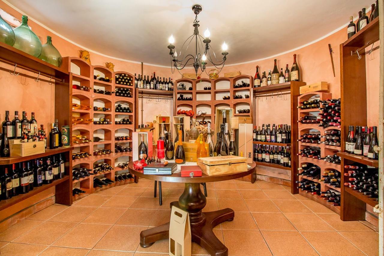 Tenuta Pian D'Attesio - Agriturismo Castelletto Soprano Luaran gambar