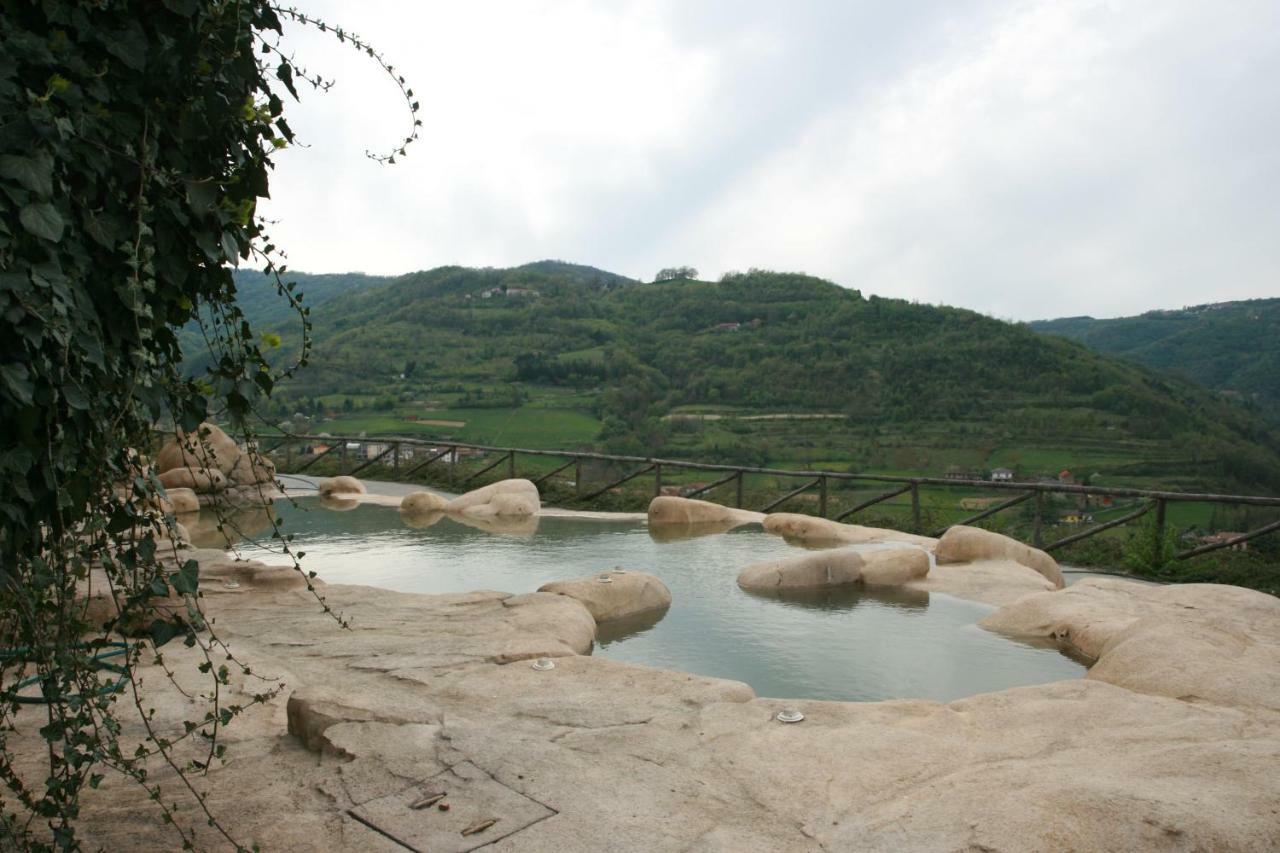 Tenuta Pian D'Attesio - Agriturismo Castelletto Soprano Luaran gambar