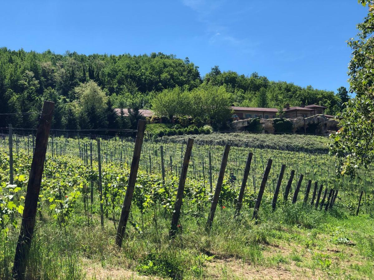 Tenuta Pian D'Attesio - Agriturismo Castelletto Soprano Luaran gambar